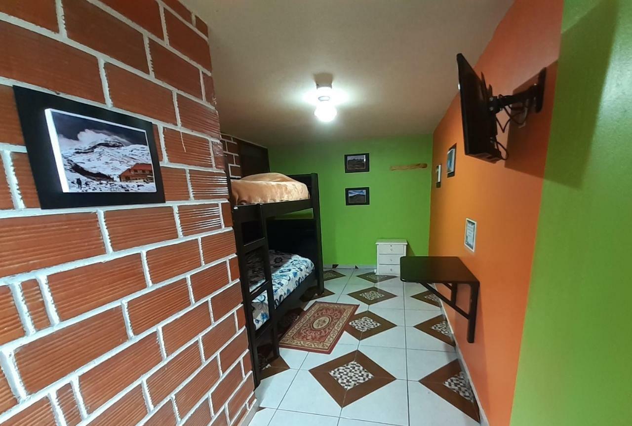 Hostal Sendero De Volcanes Latacunga Ngoại thất bức ảnh